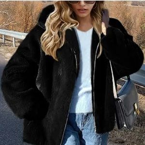 GAP Faux Fur Black Jacket With HOOD!! Size s/m